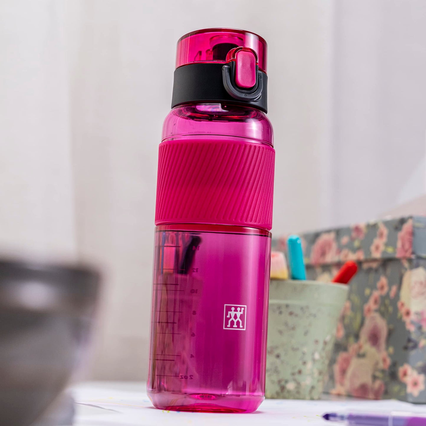 ZWILLING Tritan 24-ounce Water Bottle - Pink
