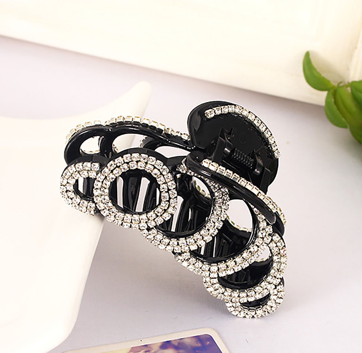 Exquisite Rhinestones Jaw Clip Claw Clip Large Crystal Thick Hair Claw Hair Clip Head Dress for Women Lady (Black)