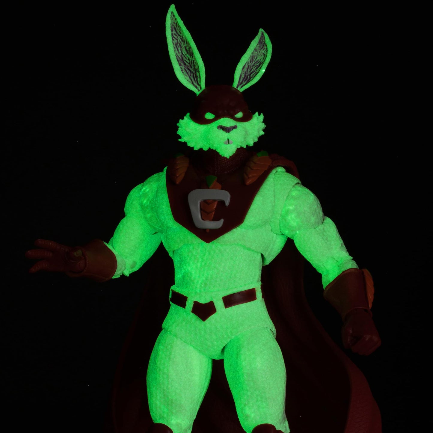 McFarlane Toys - DC Multiverse Captain Carrot (Justice League Incarnate), Glow in The Dark Edition, 7in Action Figure, Gold Label, Amazon Exclusive