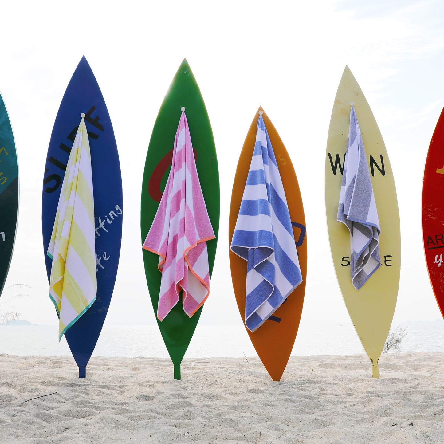 HENBAY Cotton Oversized Beach Towel - Large 70 x 35 Inch Pool Towel, Rose Red Striped Quick Dry Swimming Cabana Towel