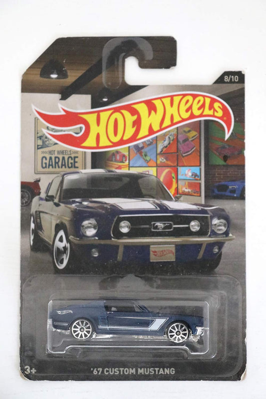 Hot Wheels Wal Mart Exclusive Garage Series '67 Custom Mustang 8/10 New - Near Mint
