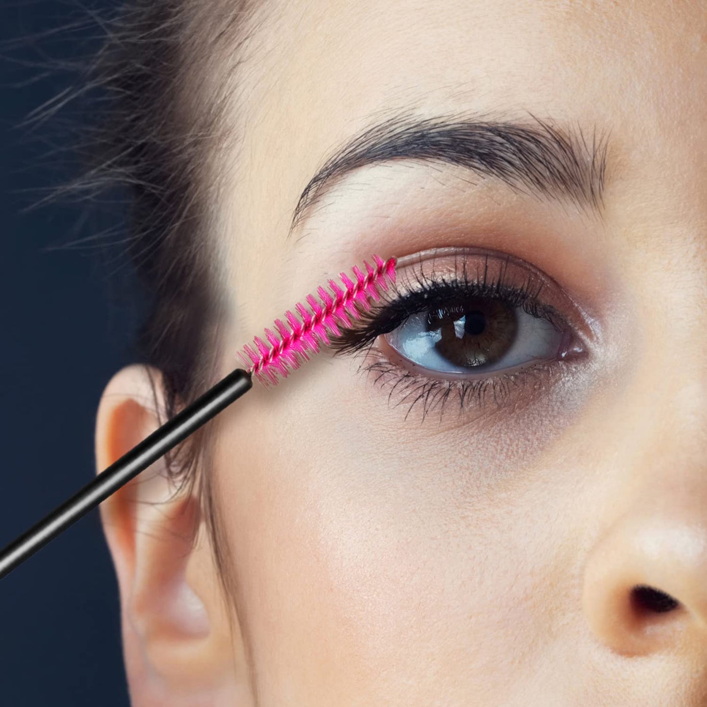 200Pcs Disposable Eyelash Wands Mascara Brushes Eyebrow Brush Lash Extension Combs Applicator Makeup Brush Rose red