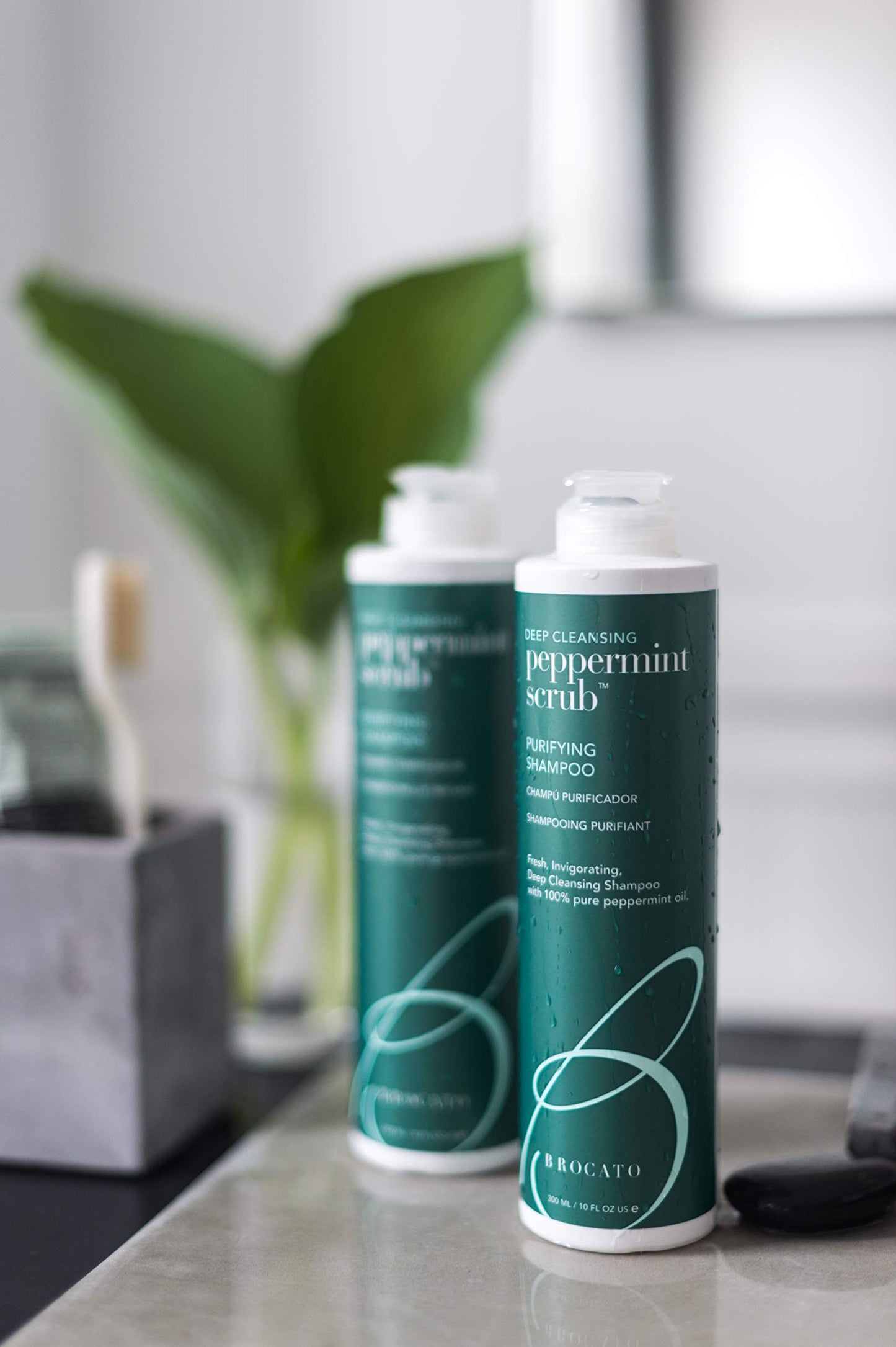 Brocato Peppermint Scrub Purifying Shampoo, Deep Cleansing, 32 Oz. | Fresh, Invigorating, & Lightweight with Pure Peppermint Oil | Ideal for Oily