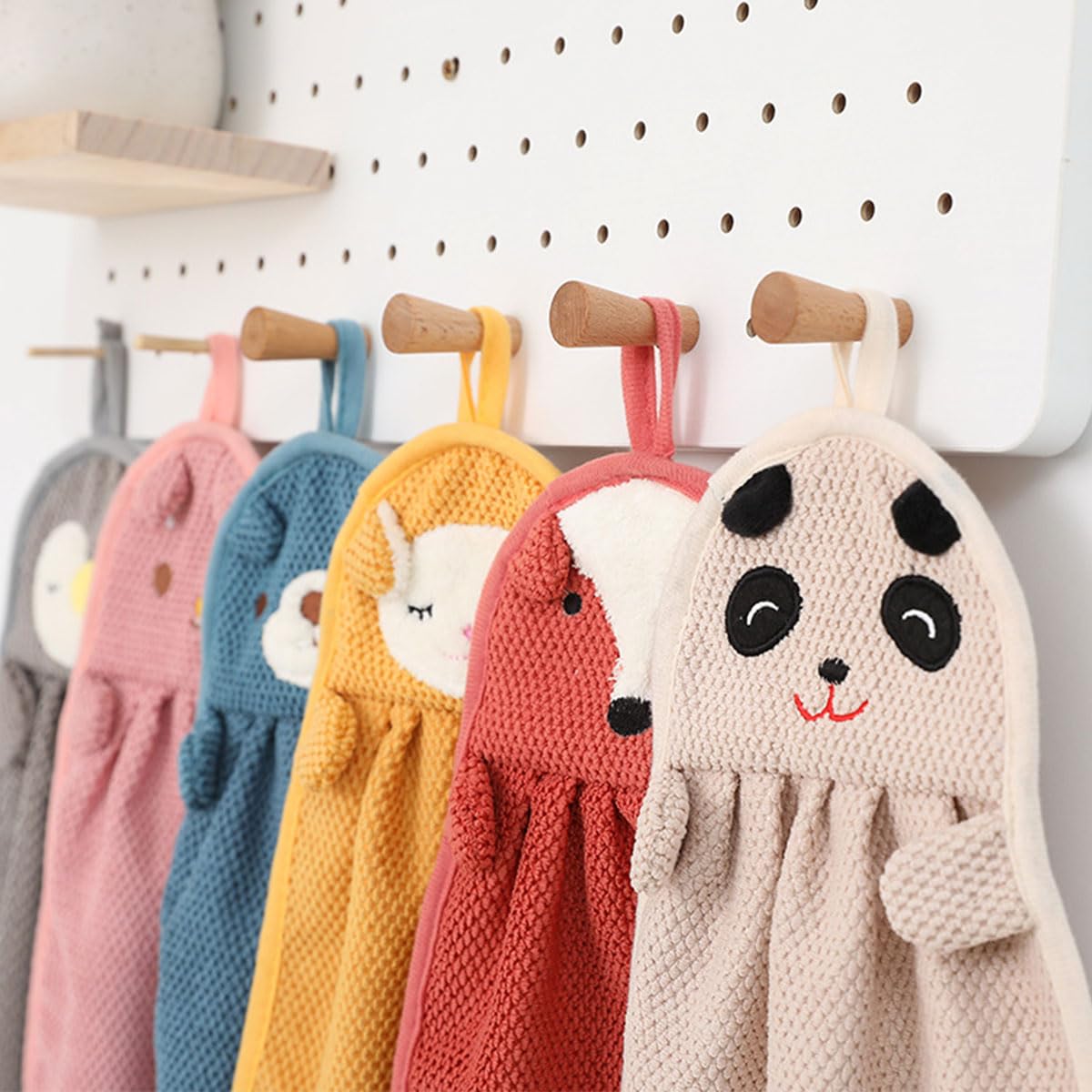Snadulor 6 Pcs Cute Animal Kids Hand Towels with Hanging Loop Bathroom Hand Bath Towel Kitchen Towels for Home Kitchen Bathroom