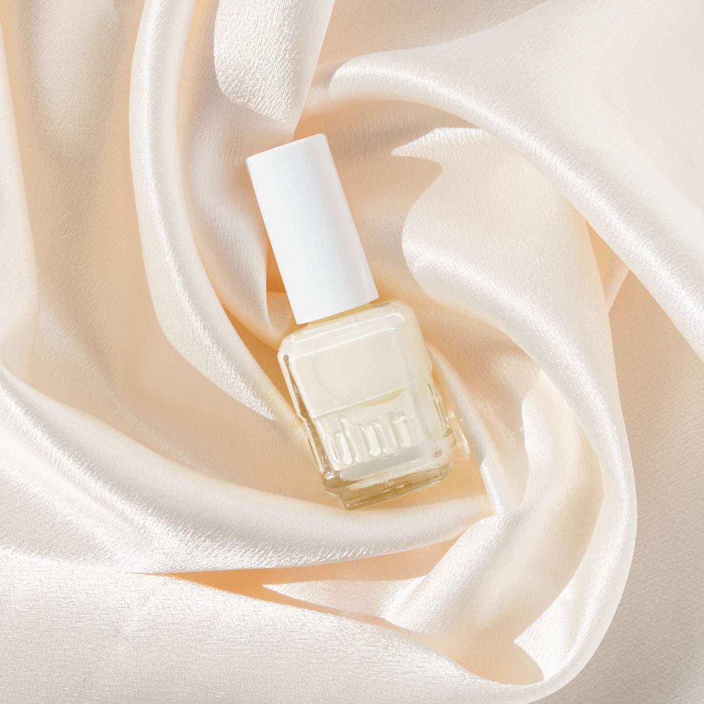 duri Nail Polish, 786 Bunny Slope, Off-White, Semi-Sheer Coverage, Glossy Finish, Creamy, Fast Drying, 0.45 Fl Oz Beauty & Personal Care duri