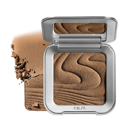 r.e.m. beauty by ariana grande | Hypernova Satin Matte Bronzer - Solar Storm | Silky Pressed Bronzing Powder for Natural-Looking Warmth, Breathable
