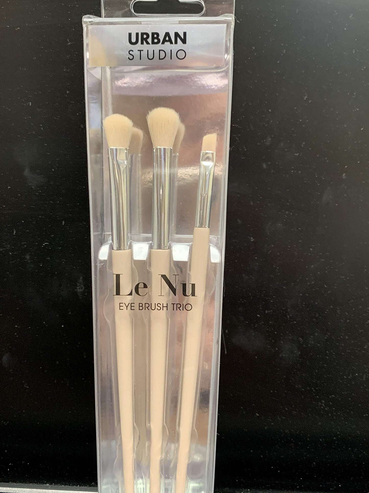 Cala Le nu eye trio brush