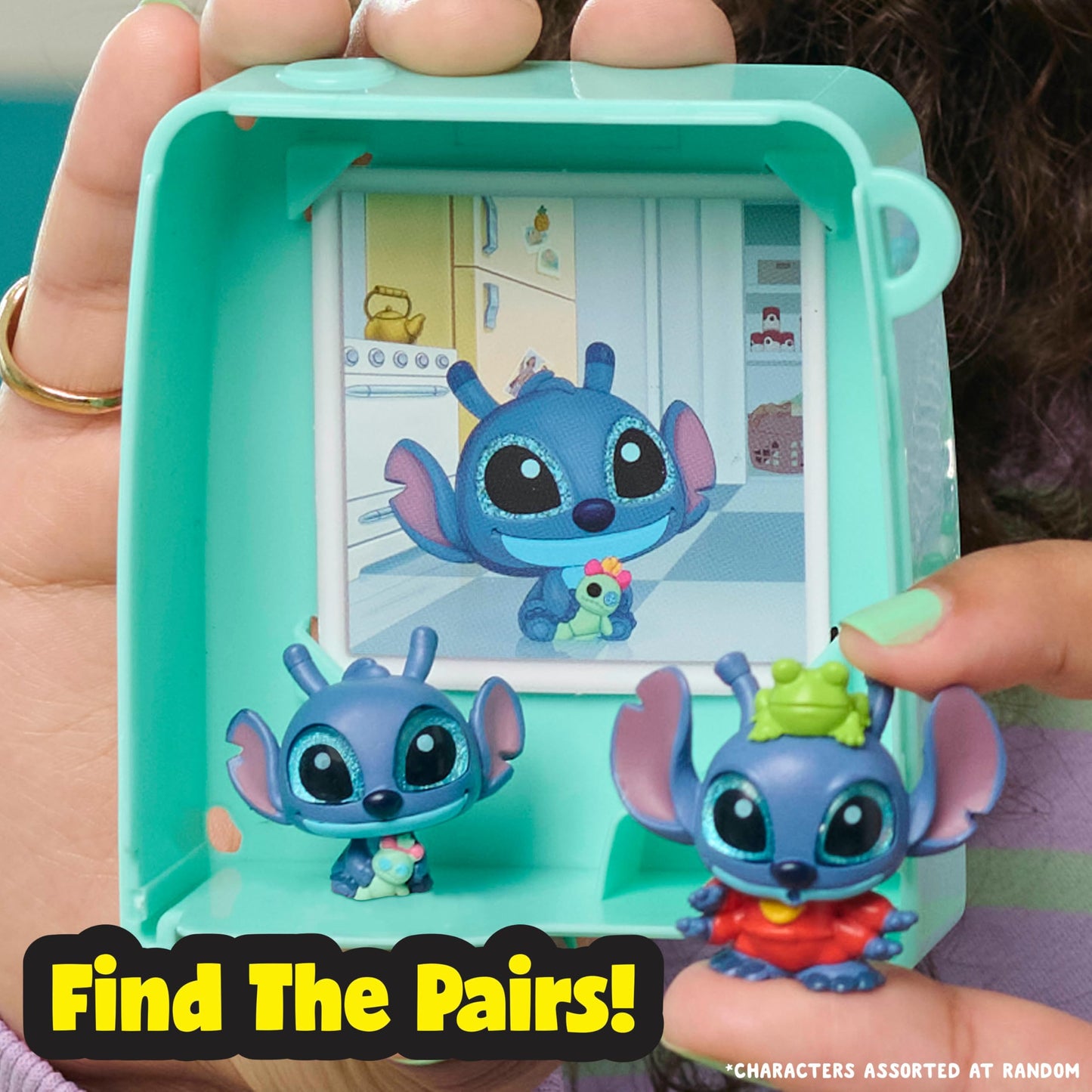 Just Play Disney Doorables Remember When Lil’ Moments Collection Peek, Collectible mini Toy Figurines, Kids Toys for Ages 5 Up