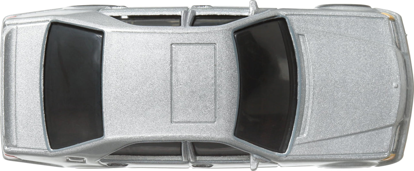 Hot Wheels Cars, Premium Fast & Furious 1:64 Scale Die-Cast Car for Collectors Inspired by Fast & Furious Movie Franchise