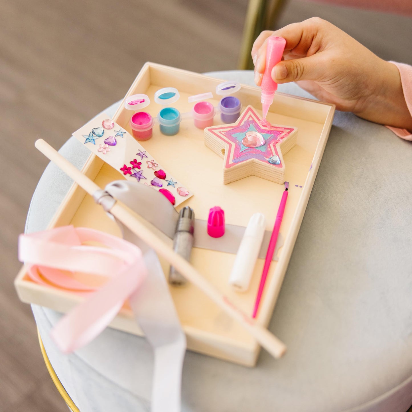 Melissa & Doug Created by Me! Wooden Princess Wand Craft Kit – Paint & Decorate DIY Princess Toy for Kids Ages 4+