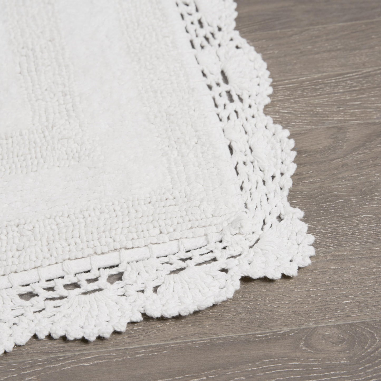 Laura Ashley Absorbent Bath Mat Reversible Crochet Soft and Plush Bathroom Mat 100% Cotton 24x40 Bath Rug, White
