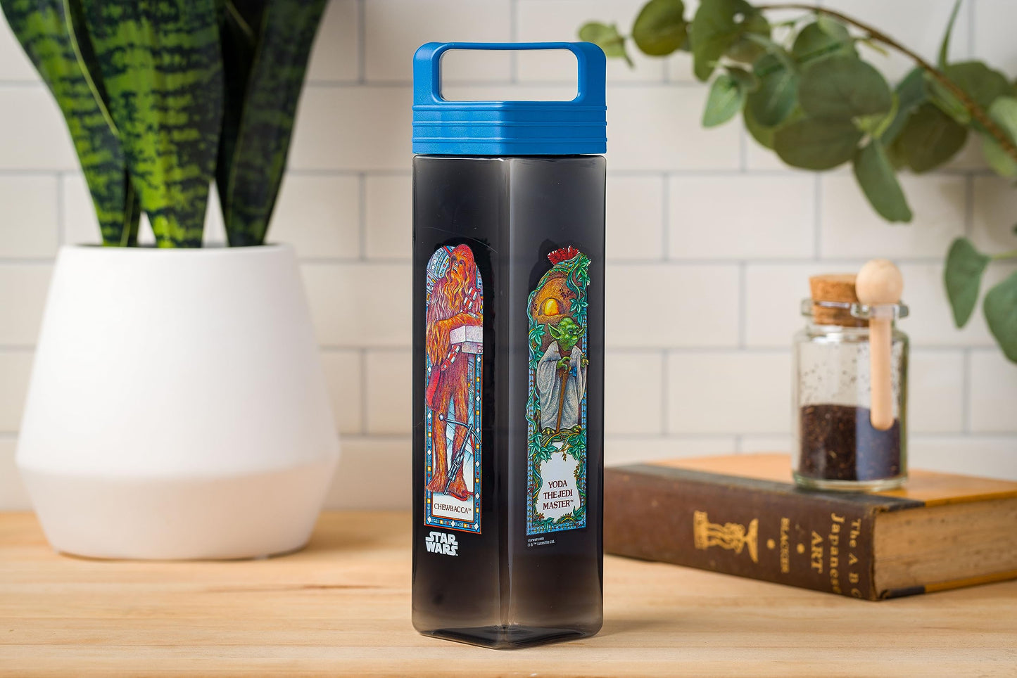 Silver Buffalo Star Wars Featuring R2-D2, C3PO, Chewbacca, and Yoda Plastic Square Water Bottle with Lid, 25 Ounces