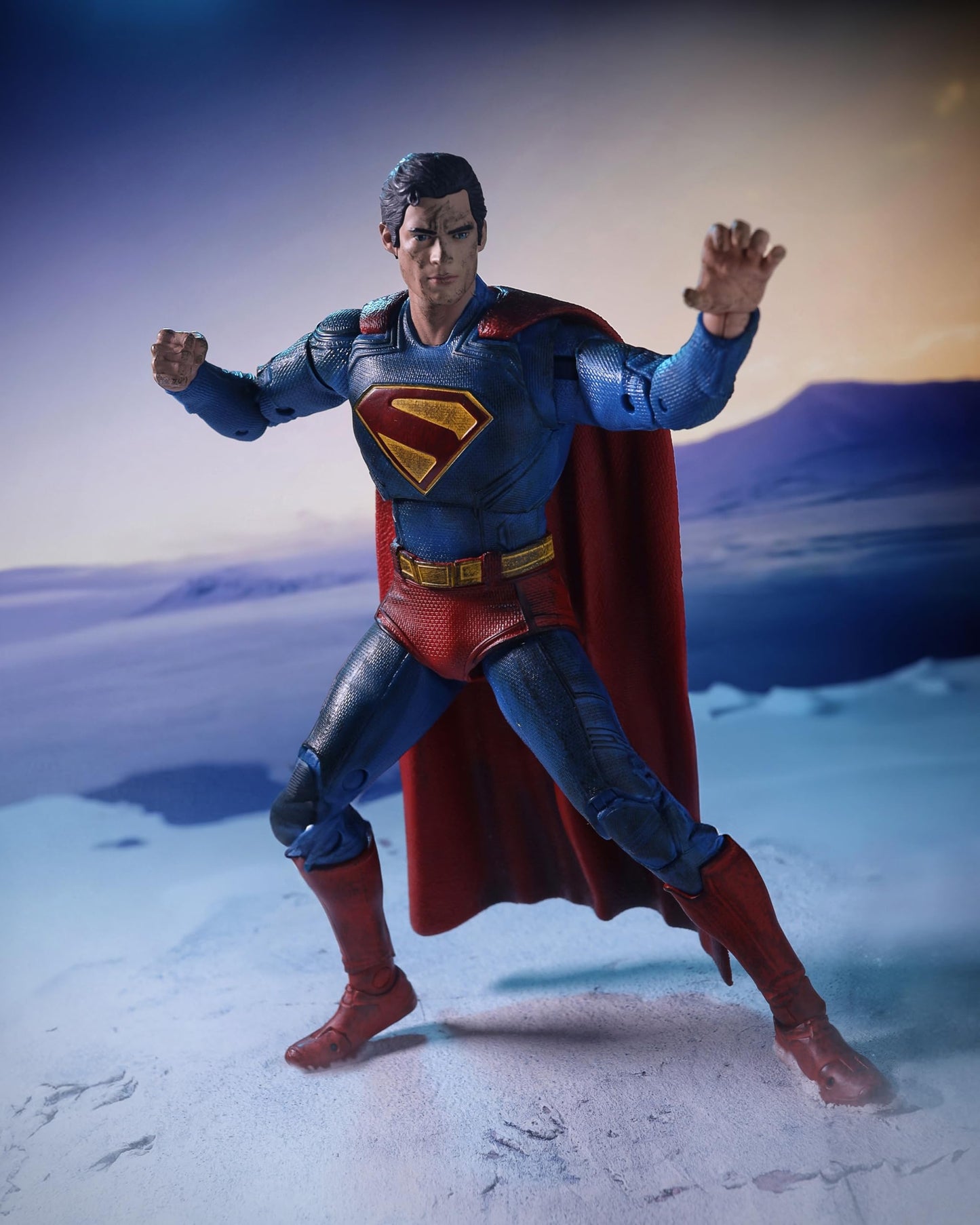 McFarlane Toys - Superman (2025) DC Multiverse Action Figure Superman (Battle Damaged) (Gold Label) 18 cm