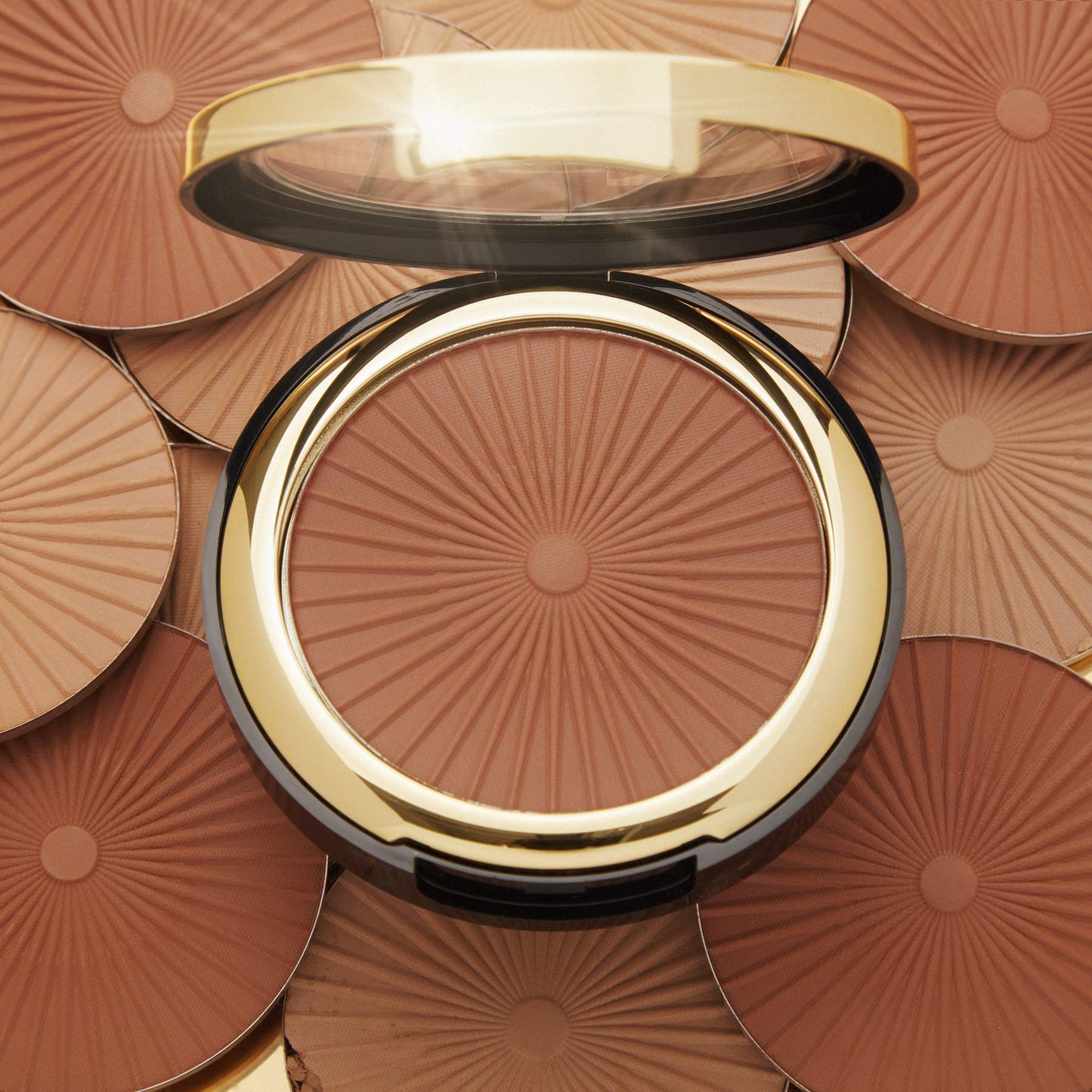 Milani Silky Matte Bronzing Powder - Sun Kissed (0.34 Ounce) Vegan, Cruelty-Free Bronzer - Shape & Contour Face with a Full Matte Finish