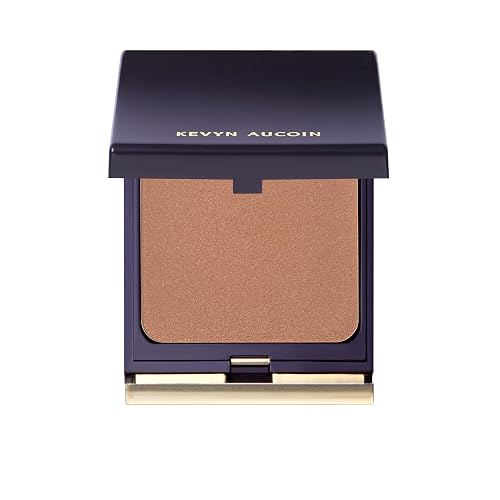 Kevyn Aucoin Sensual Skin Bronzer, Twilight - Deep (Rich terracotta warmth for deeper complexions): Get a sun-kissed glow. Cream-to-powder formula