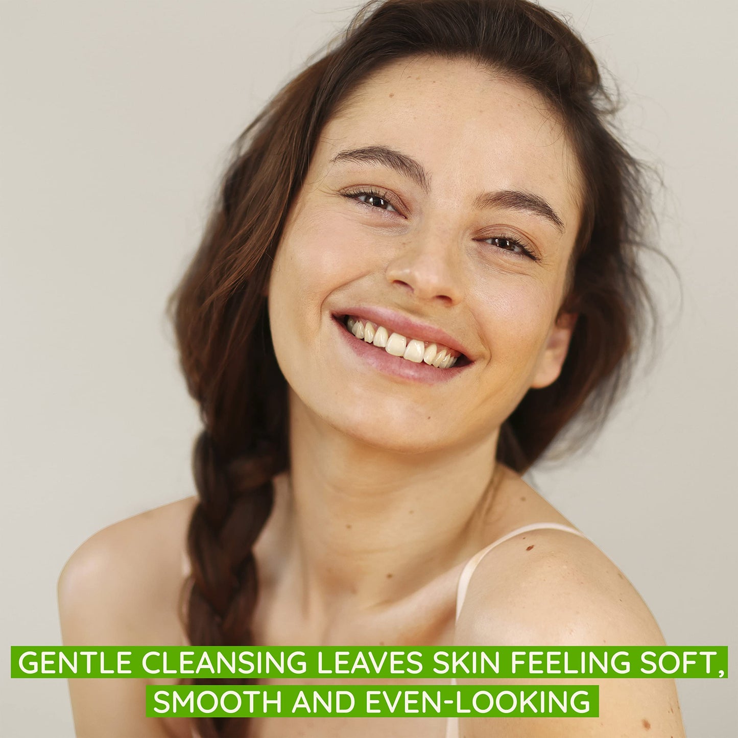 Aveeno Clear Complexion Foaming Oil-Free Facial Cleanser with Salicylic Acid Acne Medication for Breakout-Prone Skin & Soy Extracts, Hypoallergenic