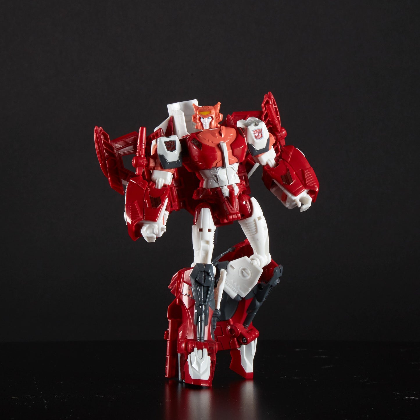 Transformers Generations Power of the Primes Voyager Class Elita-1