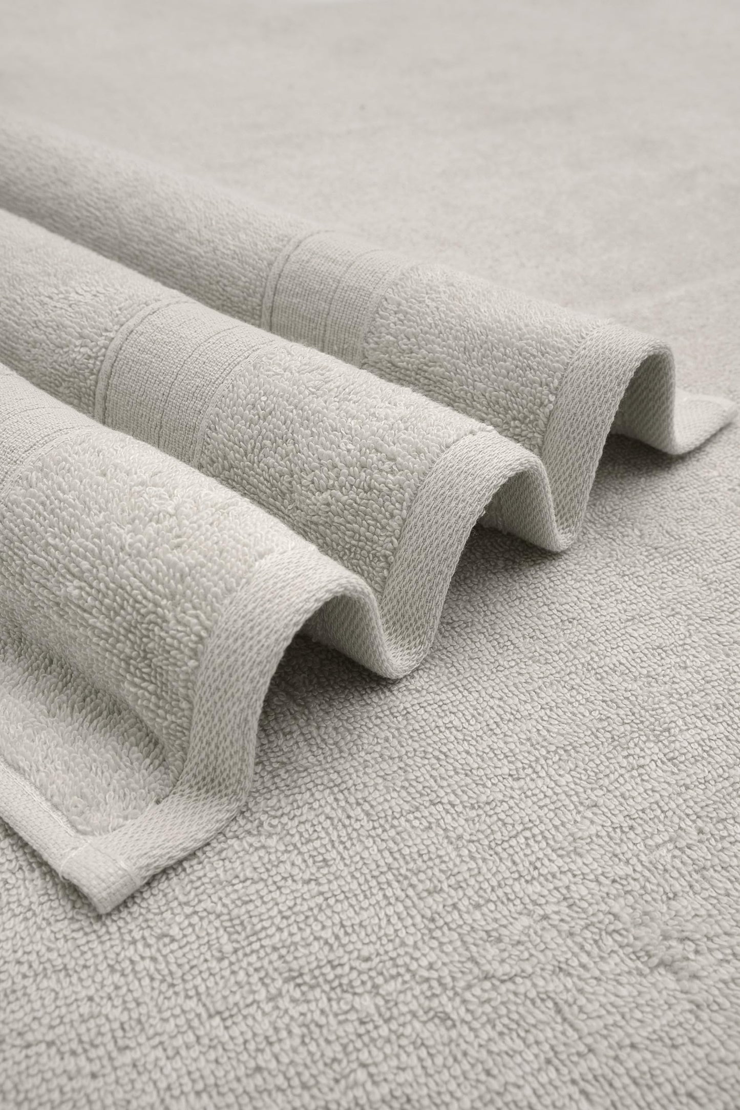 Chic Home Luxurious 4-Piece 100% Pure Turkish Cotton Bath Towels, 30" x 54", Ultra-Soft, Highly Absorbent, Dobby Border Design, Hypoallergenic…