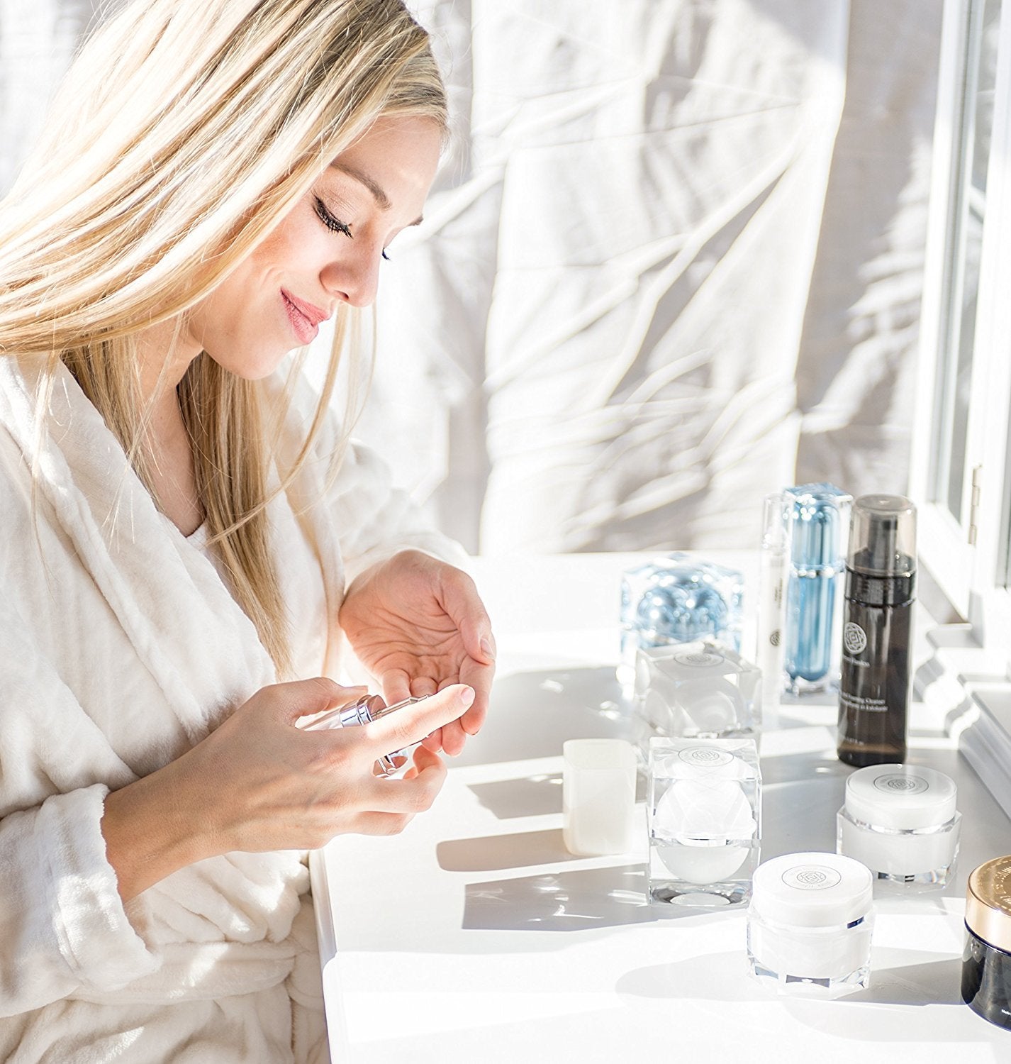 Forever Flawless Diamond Infused Facial Cleanser - Anti-Aging, Hydrating Face Wash with Vitamins A & E and Antioxidants - Gentle Daily Cleanser