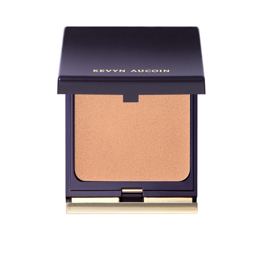 Kevyn Aucoin Sensual Skin Bronzer, Dawn - Light (golden tan warmth for fair to light skin tones): Get a sun-kissed glow. Cream-to-powder formula