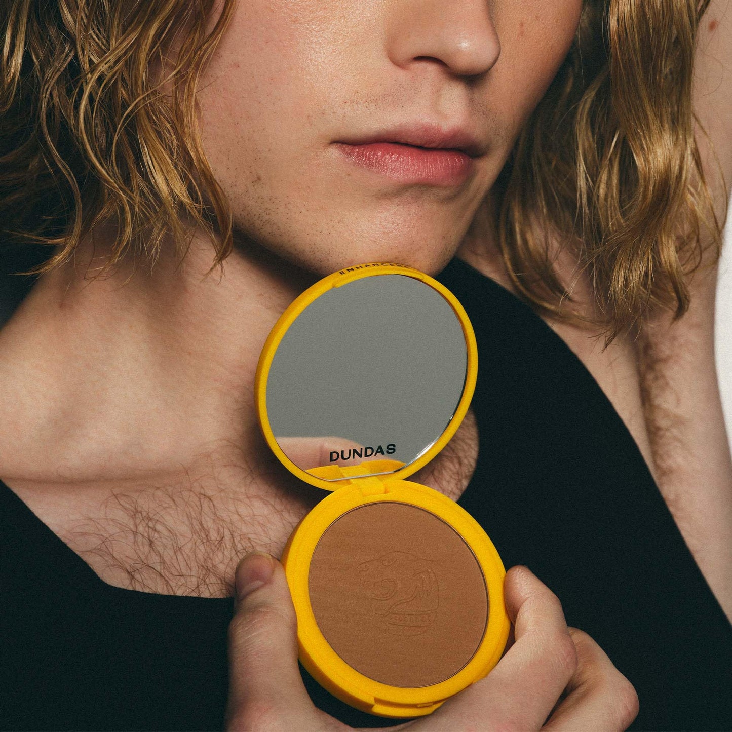 Dundas Bronzer Anonymous, Powder for Face and Body Contour and Bronzing, Matte Finish, Face Make Up for All Skin Types, Cruelty Free Natural Makeup