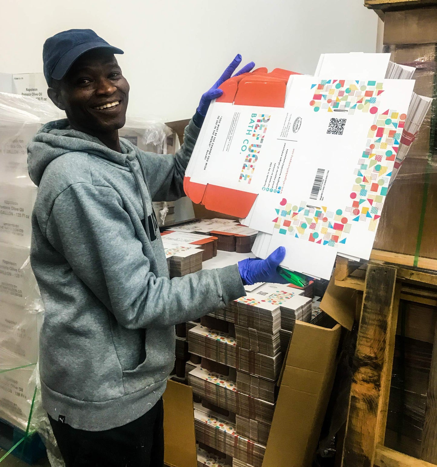 Refugee Bath Co. Variety Pack Bath Bombs 3.0 oz. Each Cocoa Butter Support Refugee Employment in USA(Variety 15 Pack: Serenity)