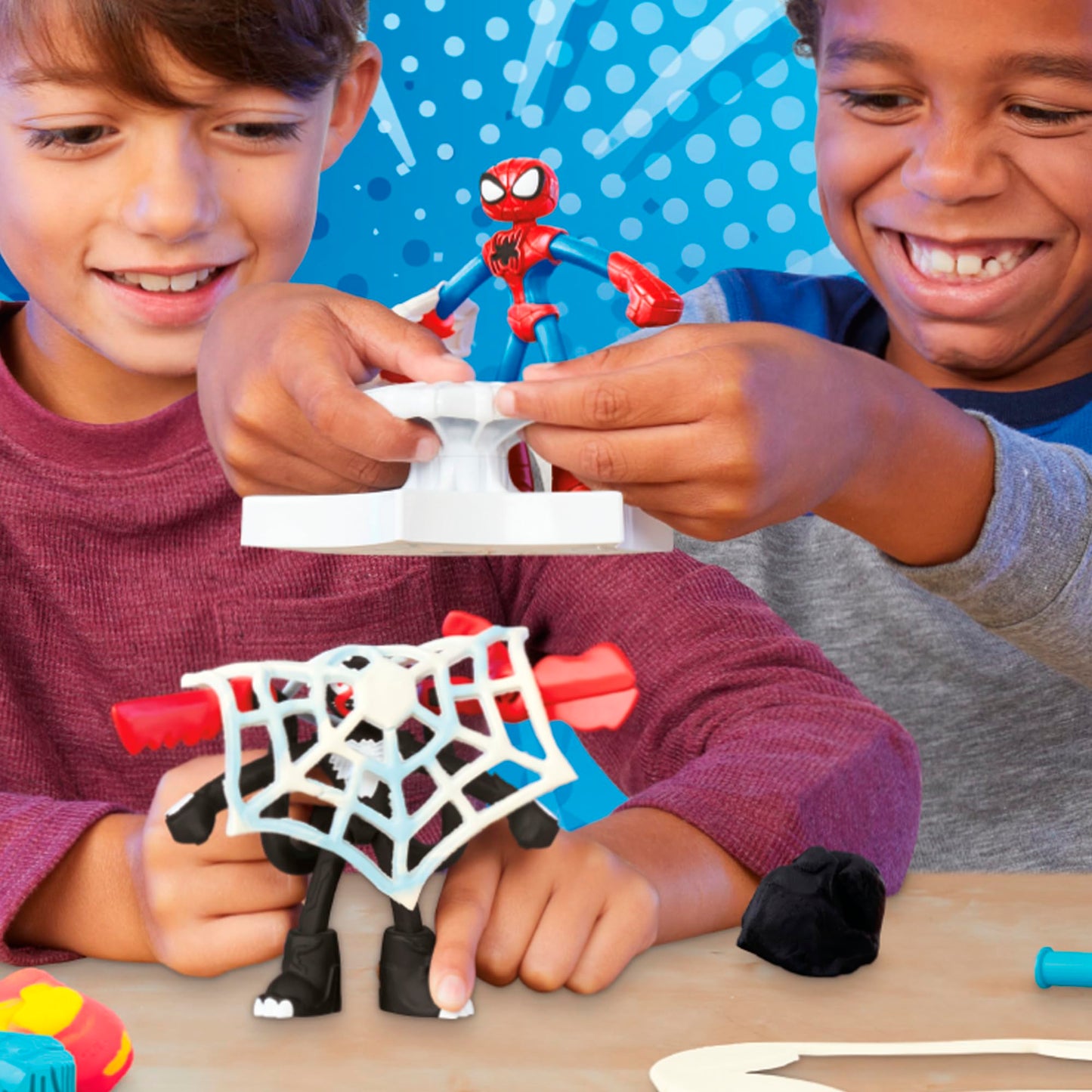 Play-Doh Marvel Spider-Man Launch & Slice Battle Playset with 2 Bendy Action Figures and 7 Accessories, Imagination Toys for Boys & Girls 4 Years & Up