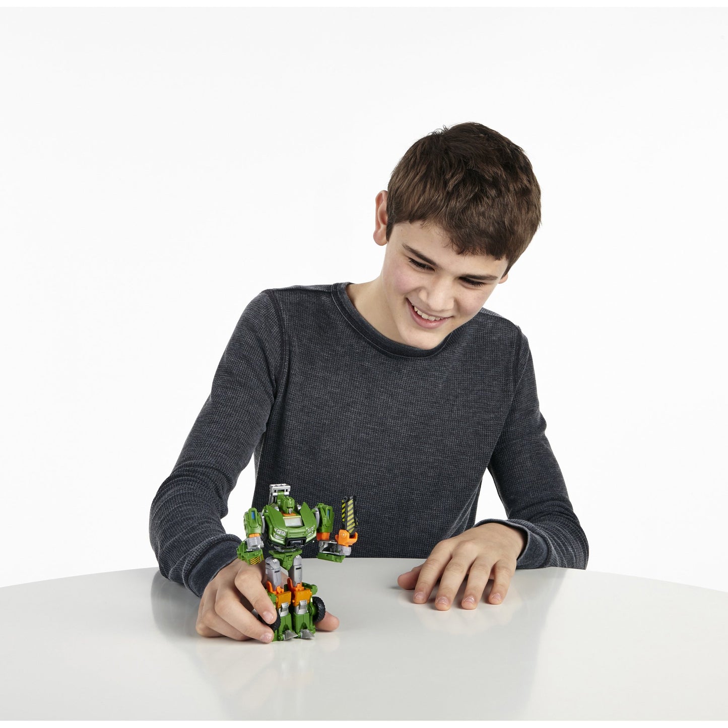 Transformers Generations Deluxe Class Hoist Action Figure