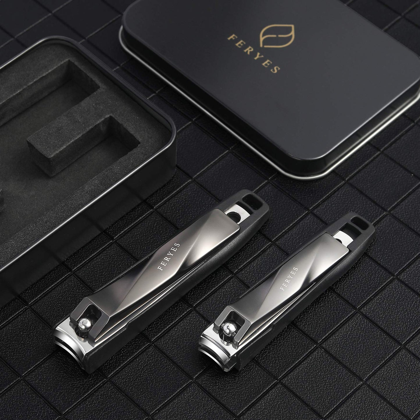 FERYES Nail Clippers with Catcher 2 PCS Set, No Splash Fingernail Clipper and Toenail Clipper, Stainless Steel Nail Cutters - W/Black Metal Case