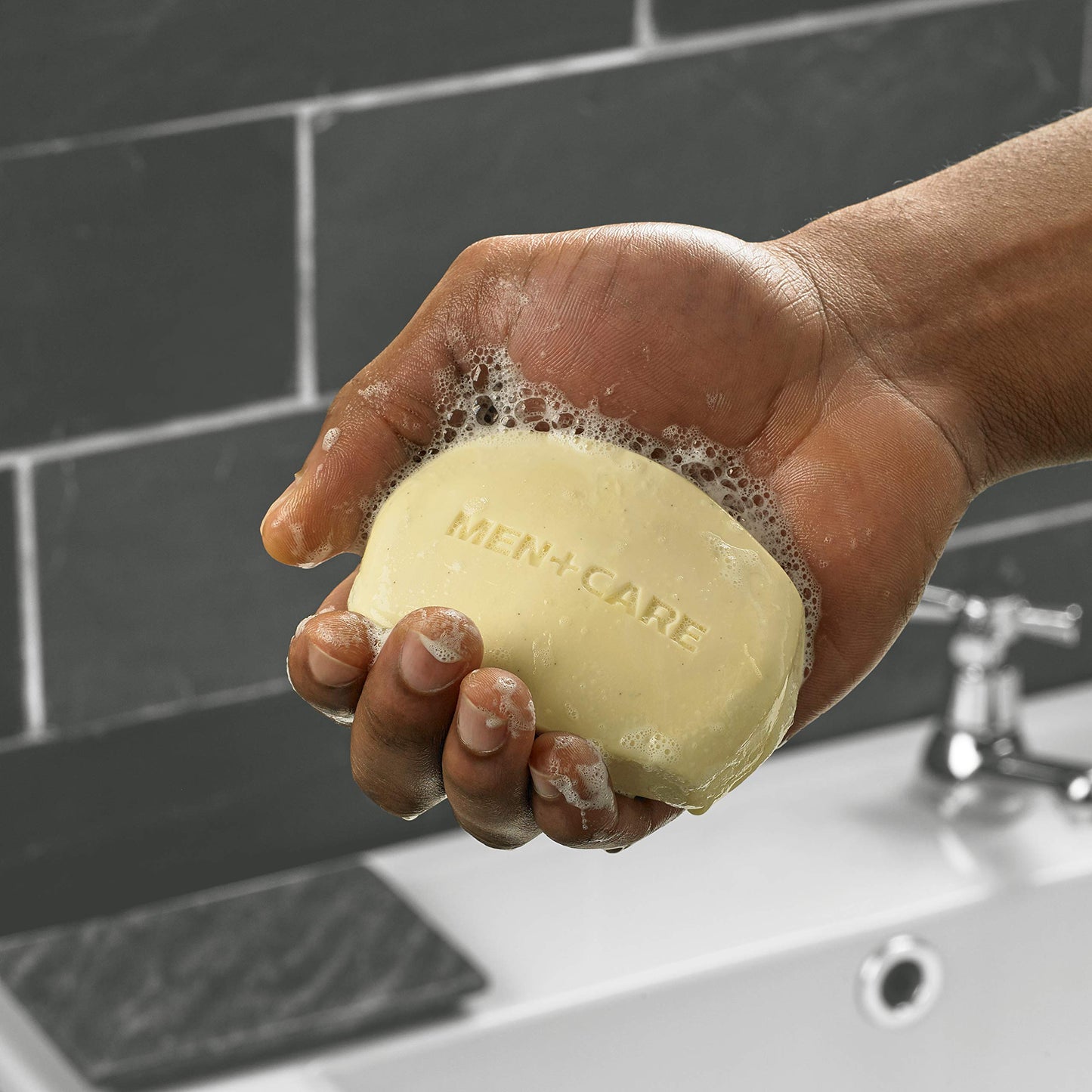 DOVE MEN + CARE Body Soap and Face Bar More Moisturizing Than Bar Soap Deep Clean Effectively Washes Away Bacteria, Nourishes Your Skin 3.75 oz 6 Bars
