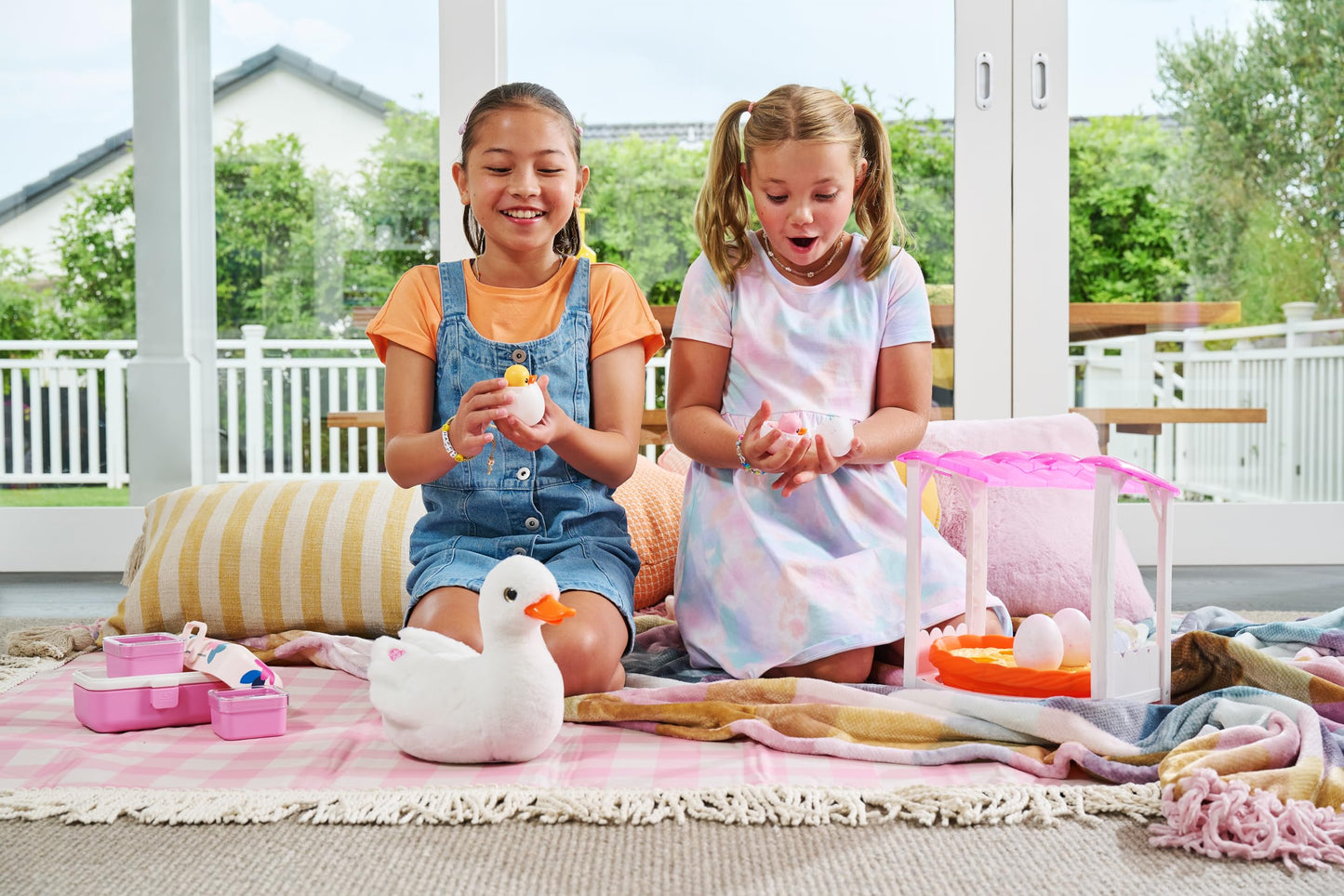 Pets Alive Mama & Baby Surprise, Mama Duck, Electronic Pet Toy