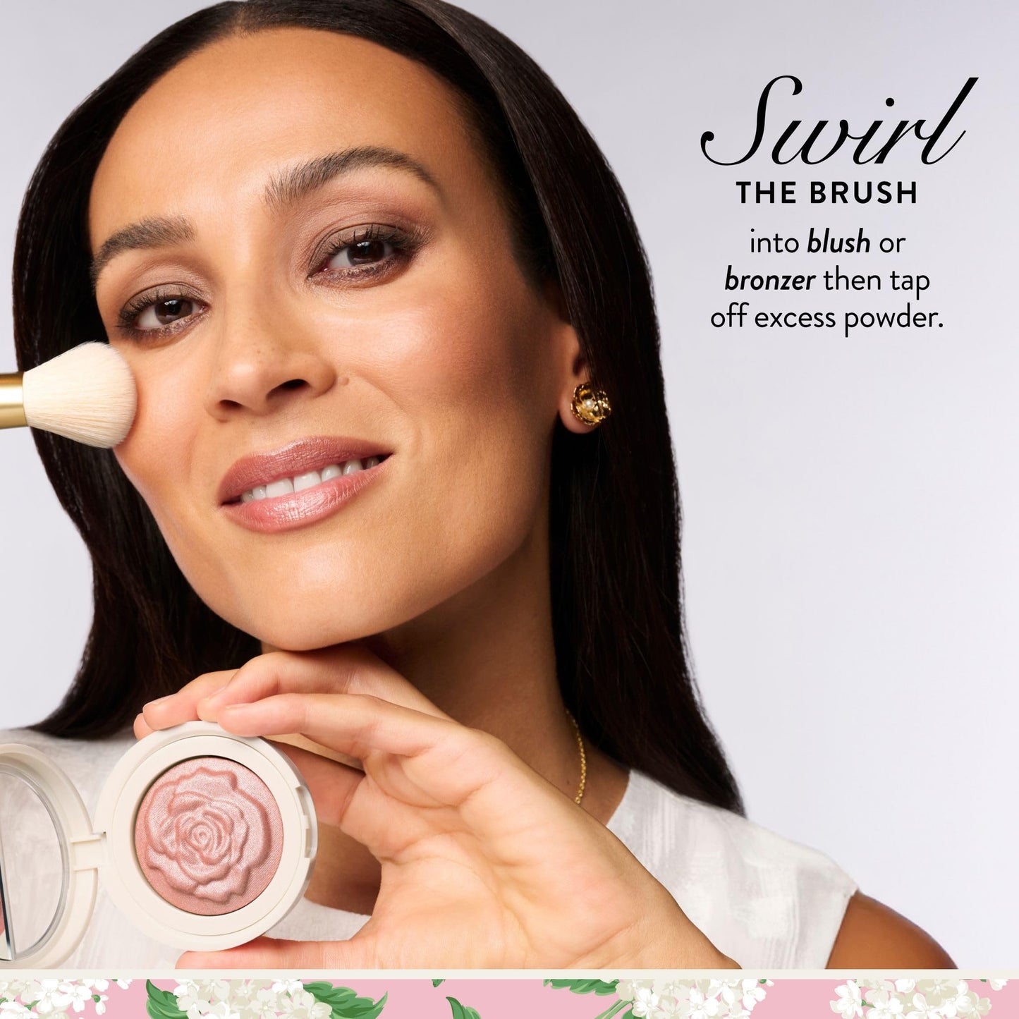LAURA GELLER NEW YORK Angled Blush Brush - Sculpting & Blending Brush for Blush, Bronzer & Contour - Soft Vegan Bristles - Draper James Limited