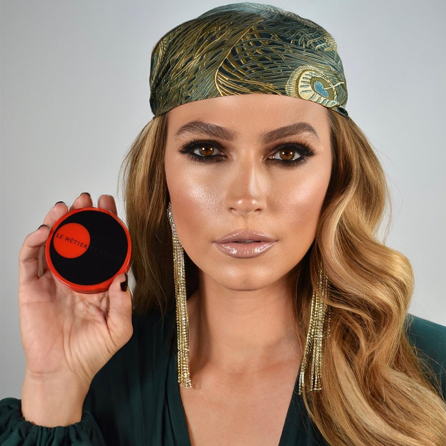 M?TIER Blush Highlighter Duo for a Radiant Glow, Magnetic Compact, Unisex (Leitmotif)