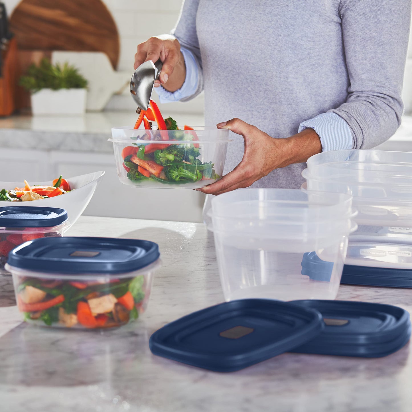 Rubbermaid EasyFindLids Food Storage Containers in Special-Edition Insignia Blue, 42 Piece