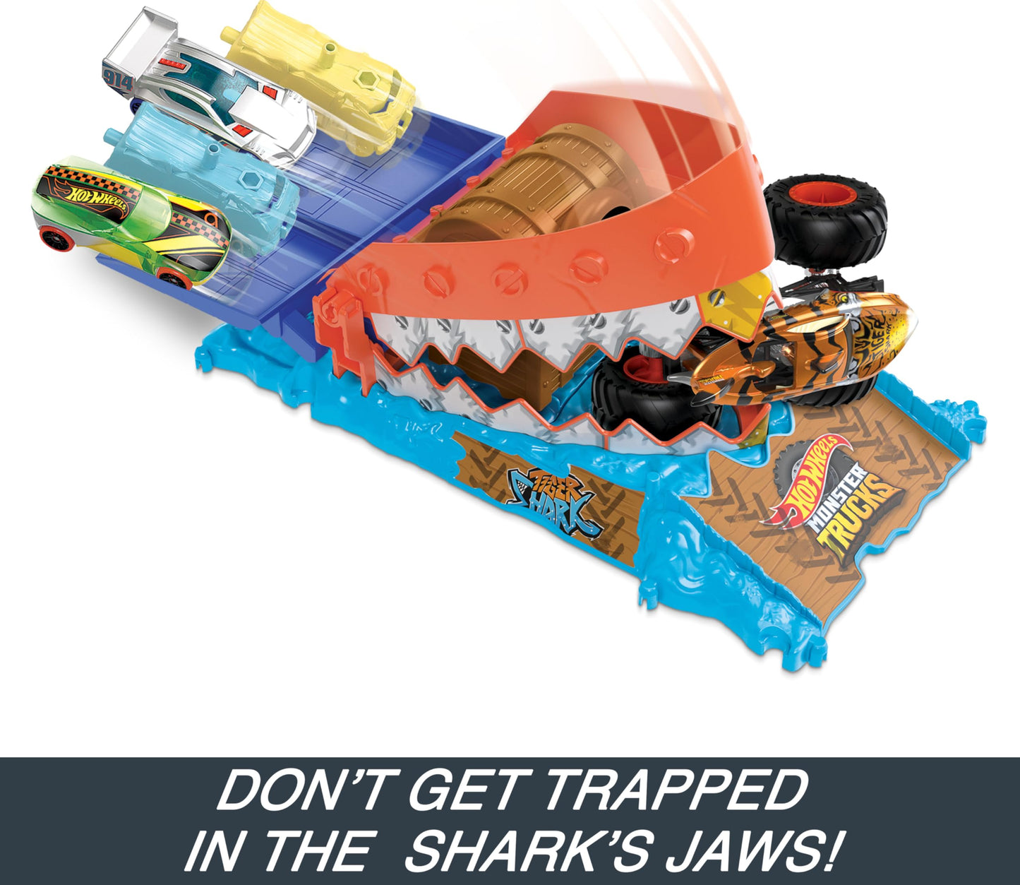 Hot Wheels Monster Trucks Arena Smashers Treasure Chomp Challenge Playset with 1:64 Scale Tiger Shark Toy Monster Truck & 1 Crushed Car