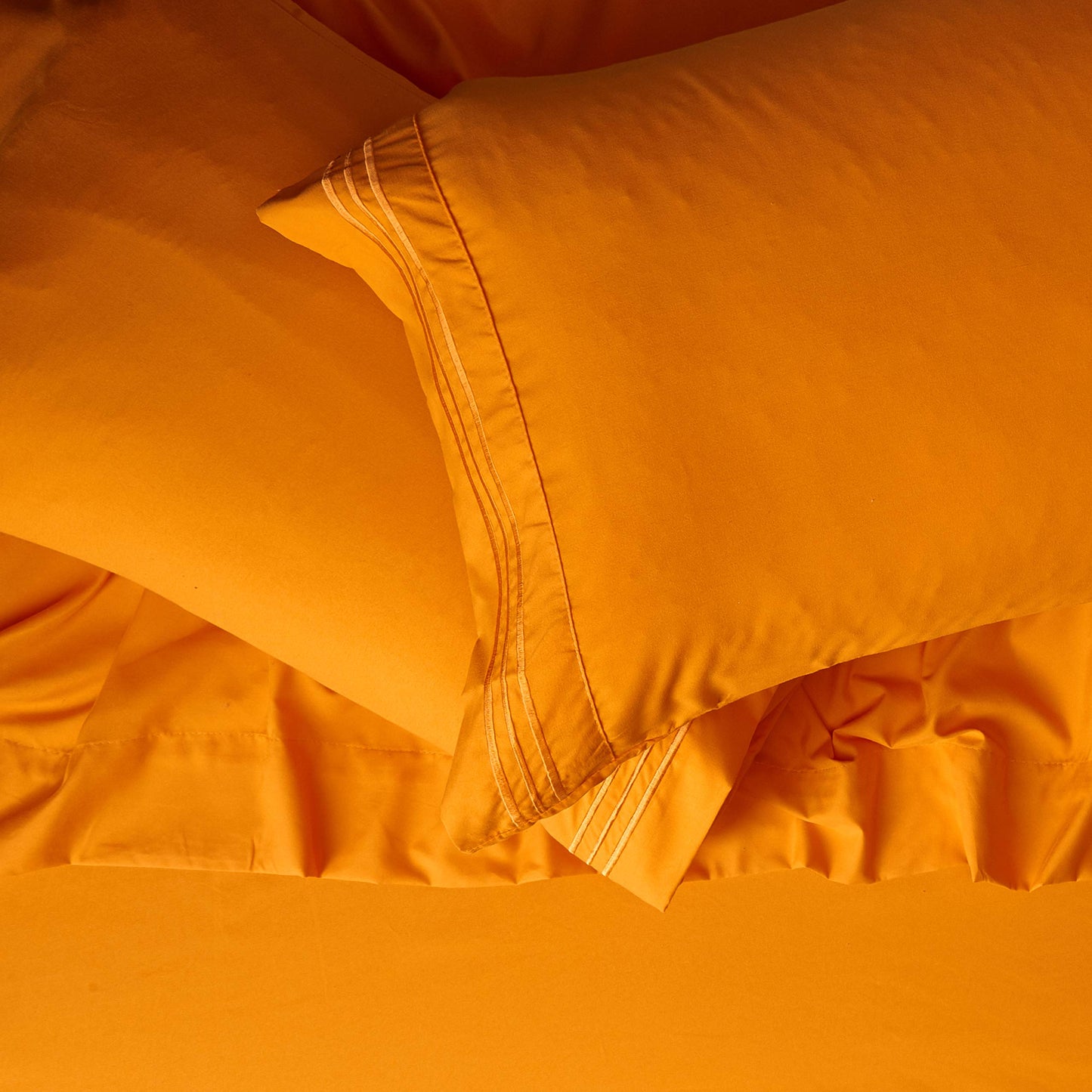 CELINE LINEN Luxurious Bed Sheets Set on Amazon 1800 Premier Hotel Quality Wrinkle Free 4-Piece Sheet Set with Deep Pockets, California King, Vibrant