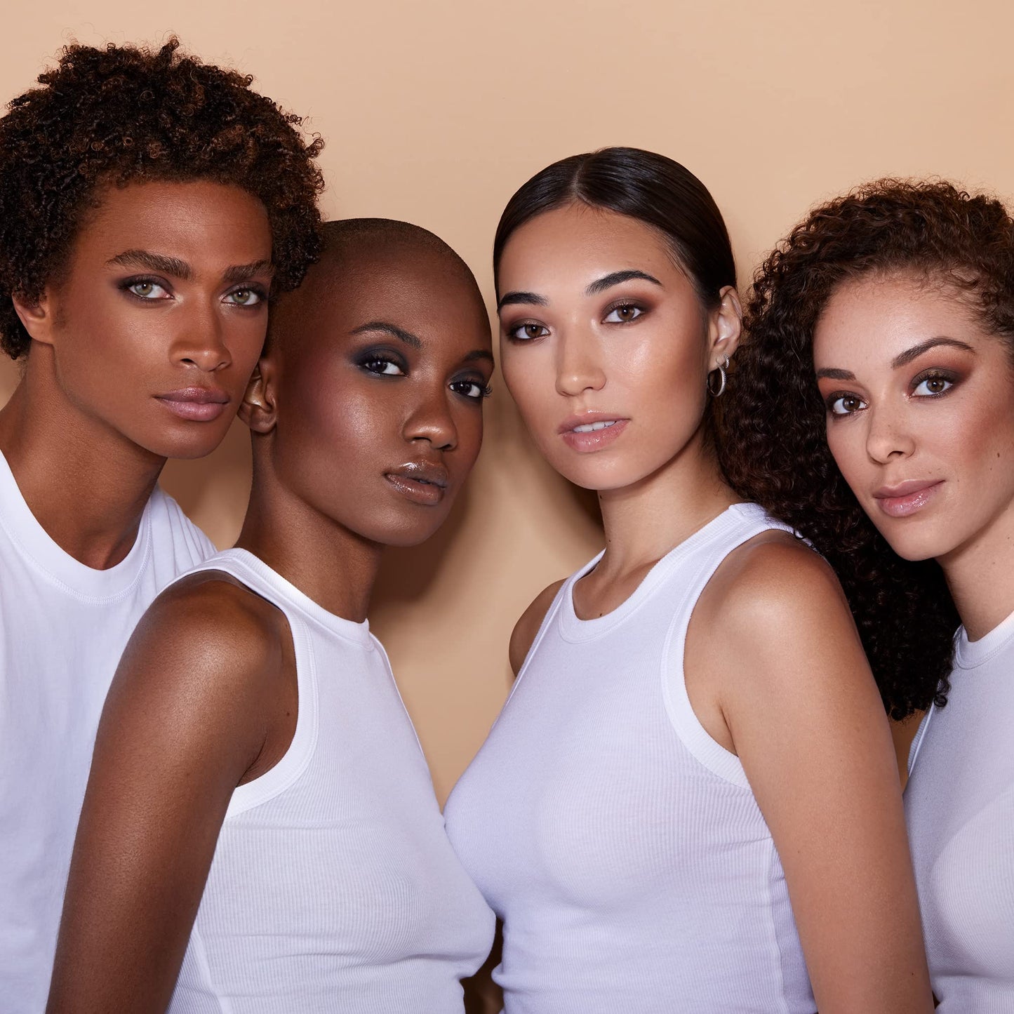Kevyn Aucoin The Neo-Blush, Grapevine: Blush makeup compact. Trio palette of gradient colors. Blends pearl, satin & matte finishes for highlighting