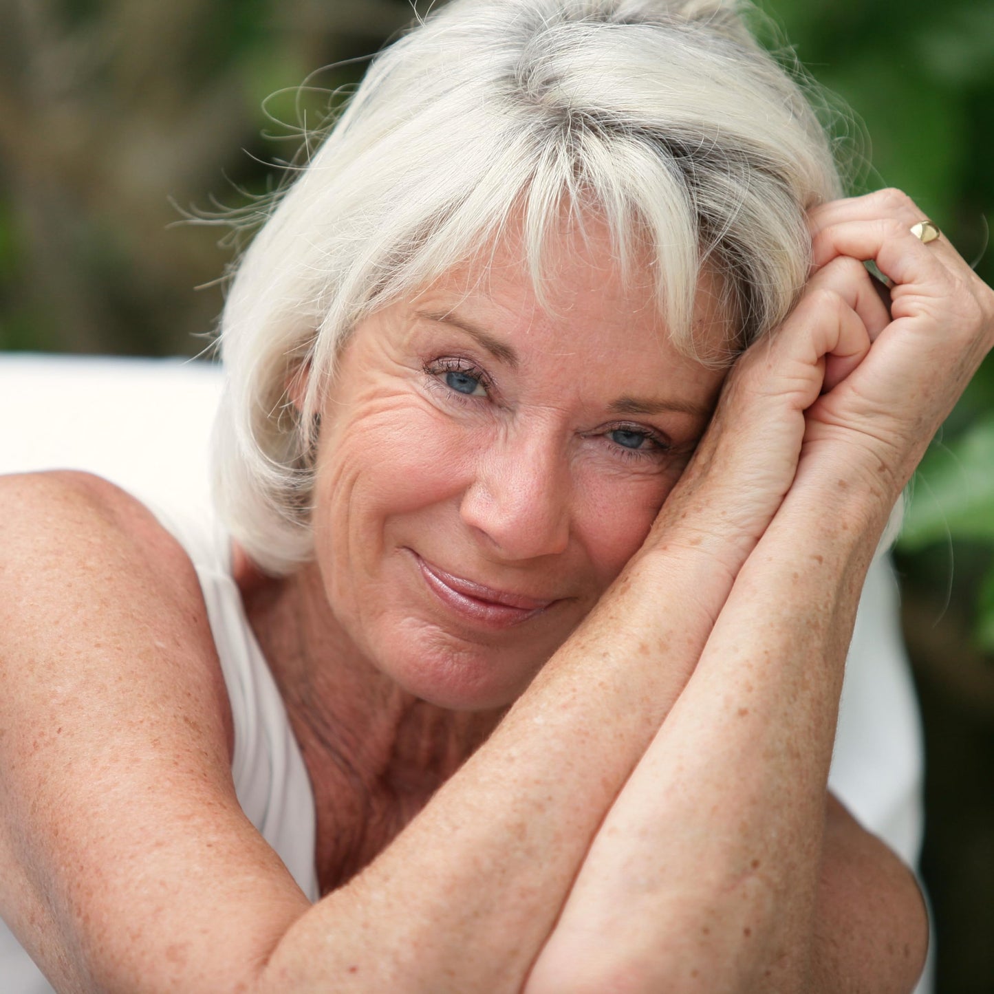 Adamia Therapeutic Repair Lotion with Macadamia Nut Oil and Promega-7, 16 Fl Oz Bottle- Fragrance Free, Paraben Free, Non GMO, White