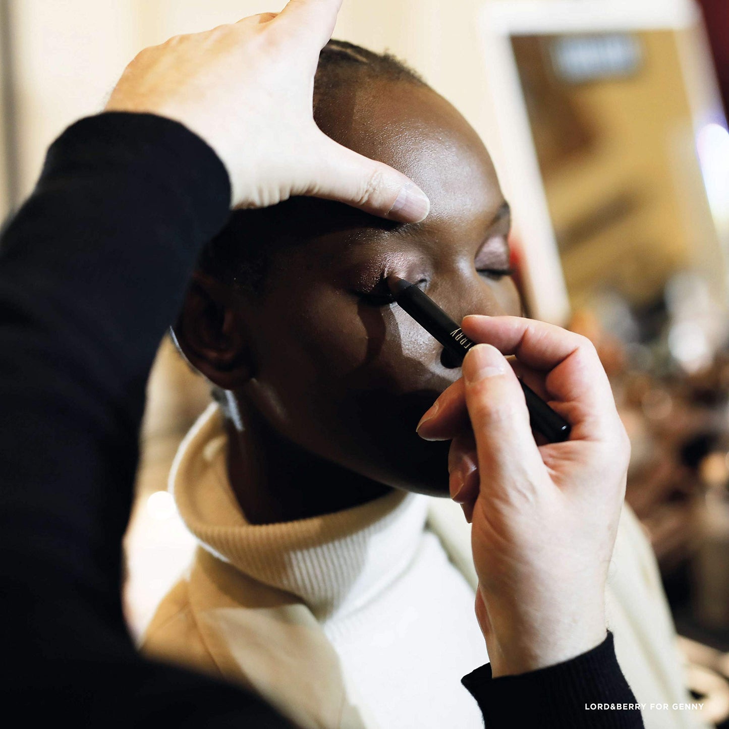 REGLAM Crayon Eye Shadow Stick - Creamy, Blendable, Long-Wearing, Waterproof Eyeshadow Pencil Sticks for Women - Versatile, Easy-to-Use, Intense Color