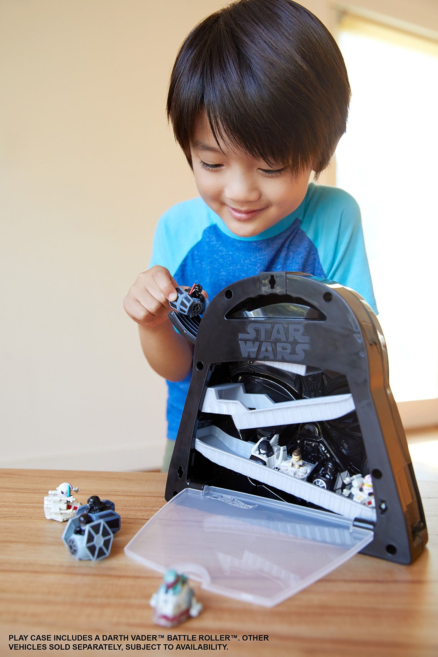 Hot Wheels Star Wars Darth Vader Play Case Set