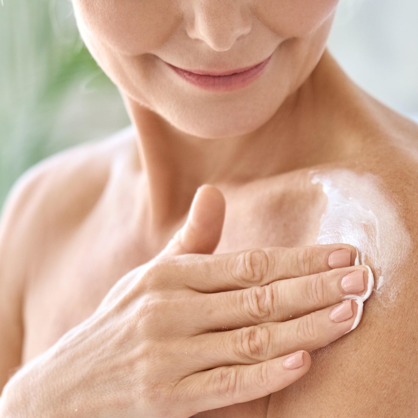 Adamia Therapeutic Repair Lotion with Macadamia Nut Oil and Promega-7, 16 Fl Oz Bottle- Fragrance Free, Paraben Free, Non GMO, White