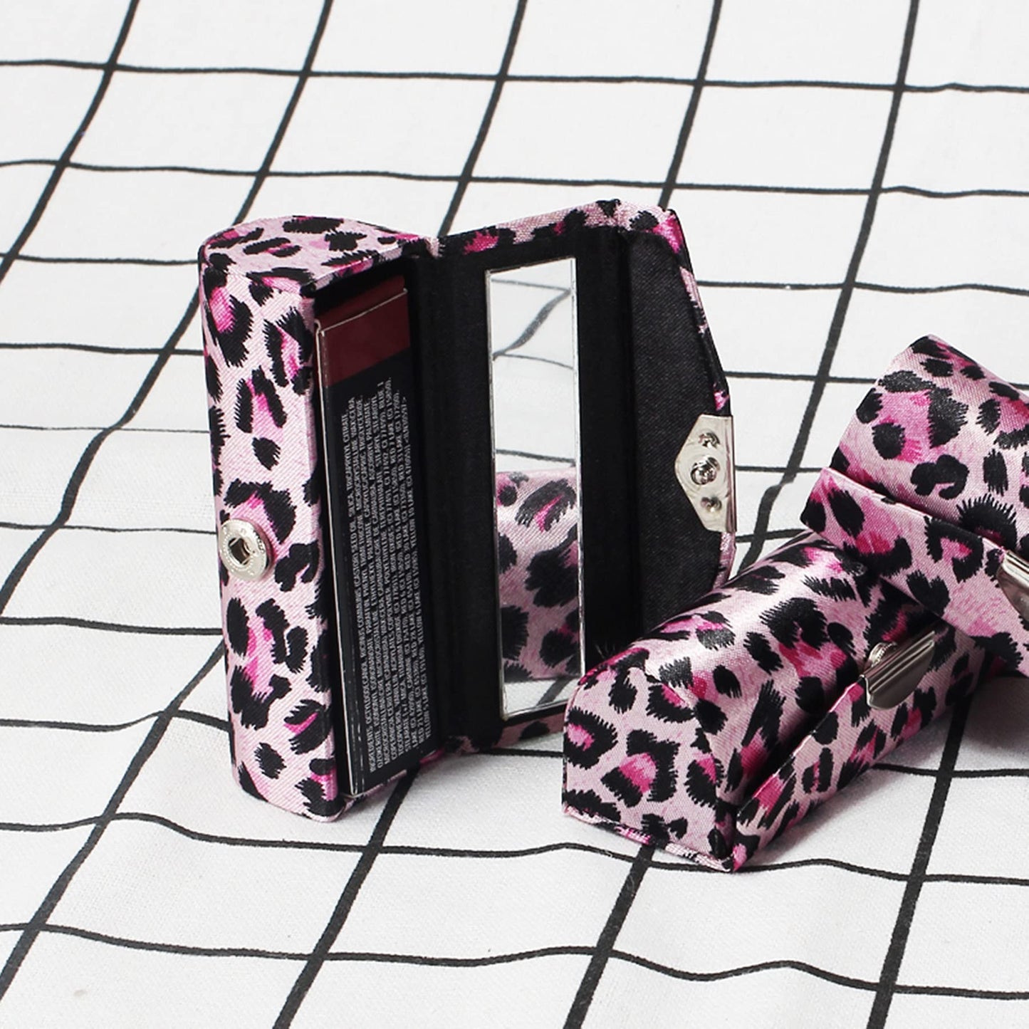 Tiger007 Lipstick Case with Mirror, 3 pcs Lipstick Case Holder with Leopard Pattern Style, Vintage Leopard Print Cloth Lipstick Box (Leopard pattern)