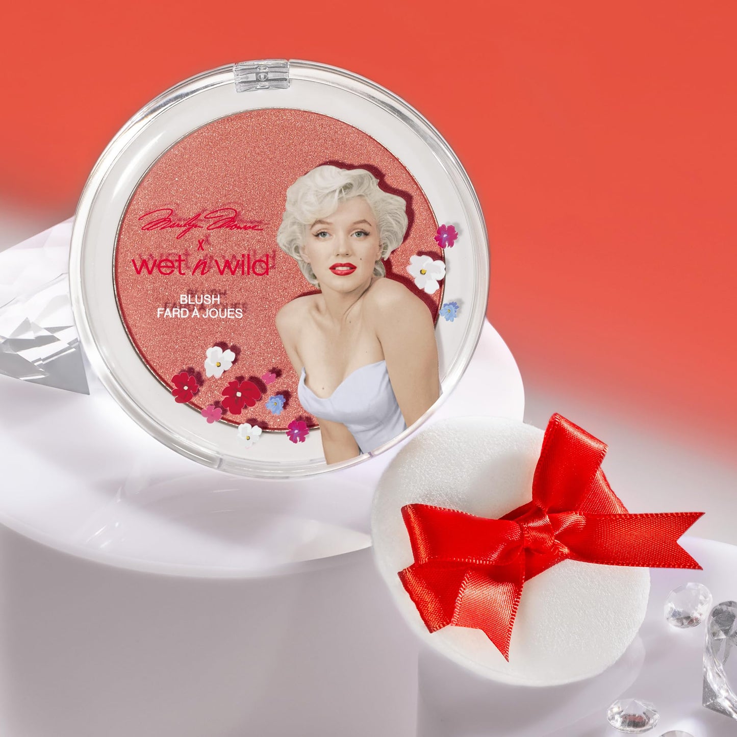 wet n wild Marilyn Monroe Collection Icon Blush - Velvety Pearlescent Powder Blush, Buildable & Blendable Formula Infused with Vitamin E, Includes