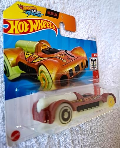 Hot Wheels Retro-Active Orange Quarter Mile Heroes 4/5 Die-Cast Car Model