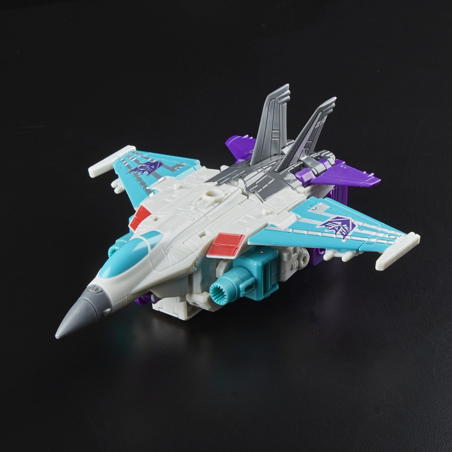 Transformers: Generations Power of the Primes Deluxe Class Dreadwind