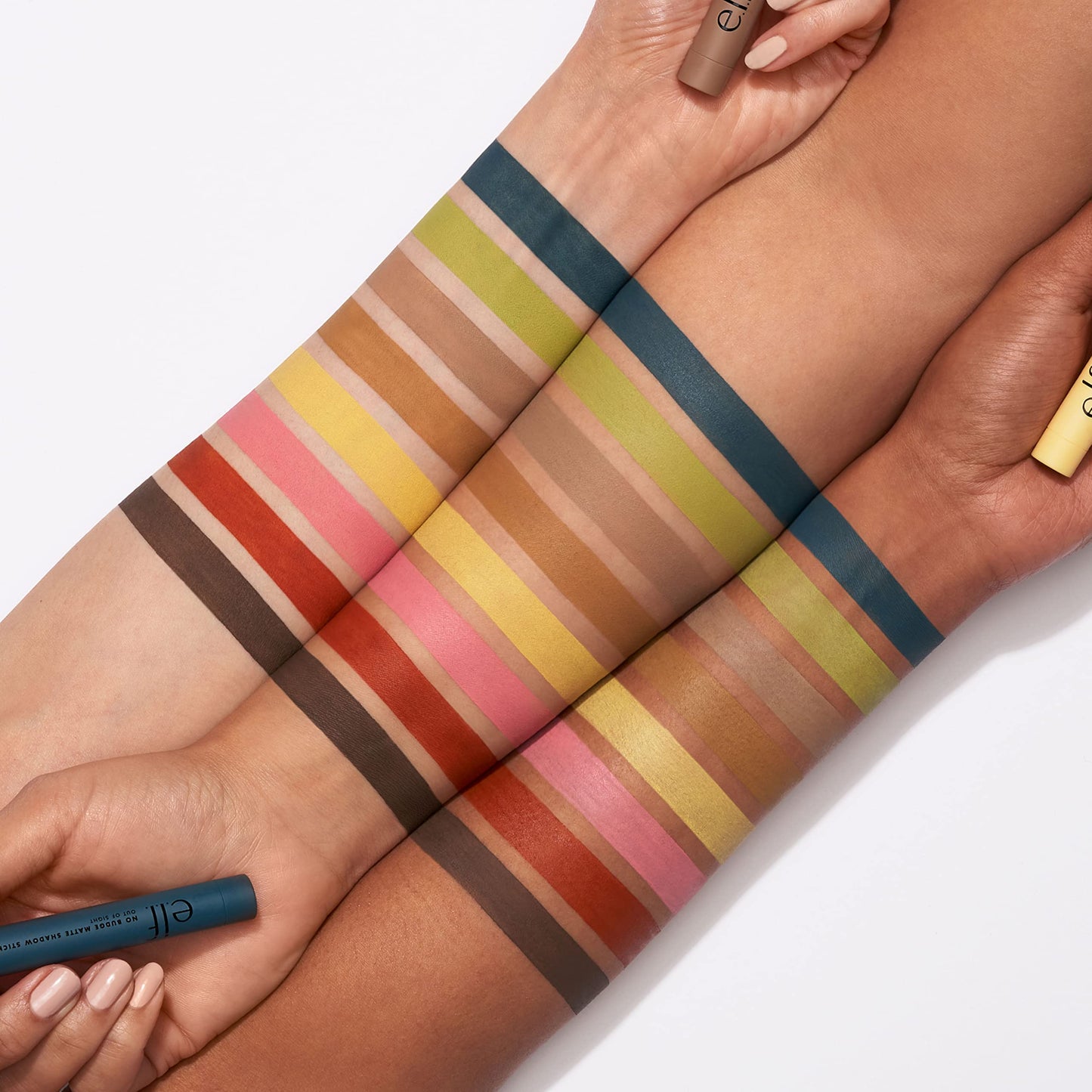e.l.f. No Budge Matte Shadow Stick, One-Swipe Cream Eyeshadow Stick, Long-Wear & Crease Resistant, Matte Finish, Vegan & Cruelty-Free, Stellar