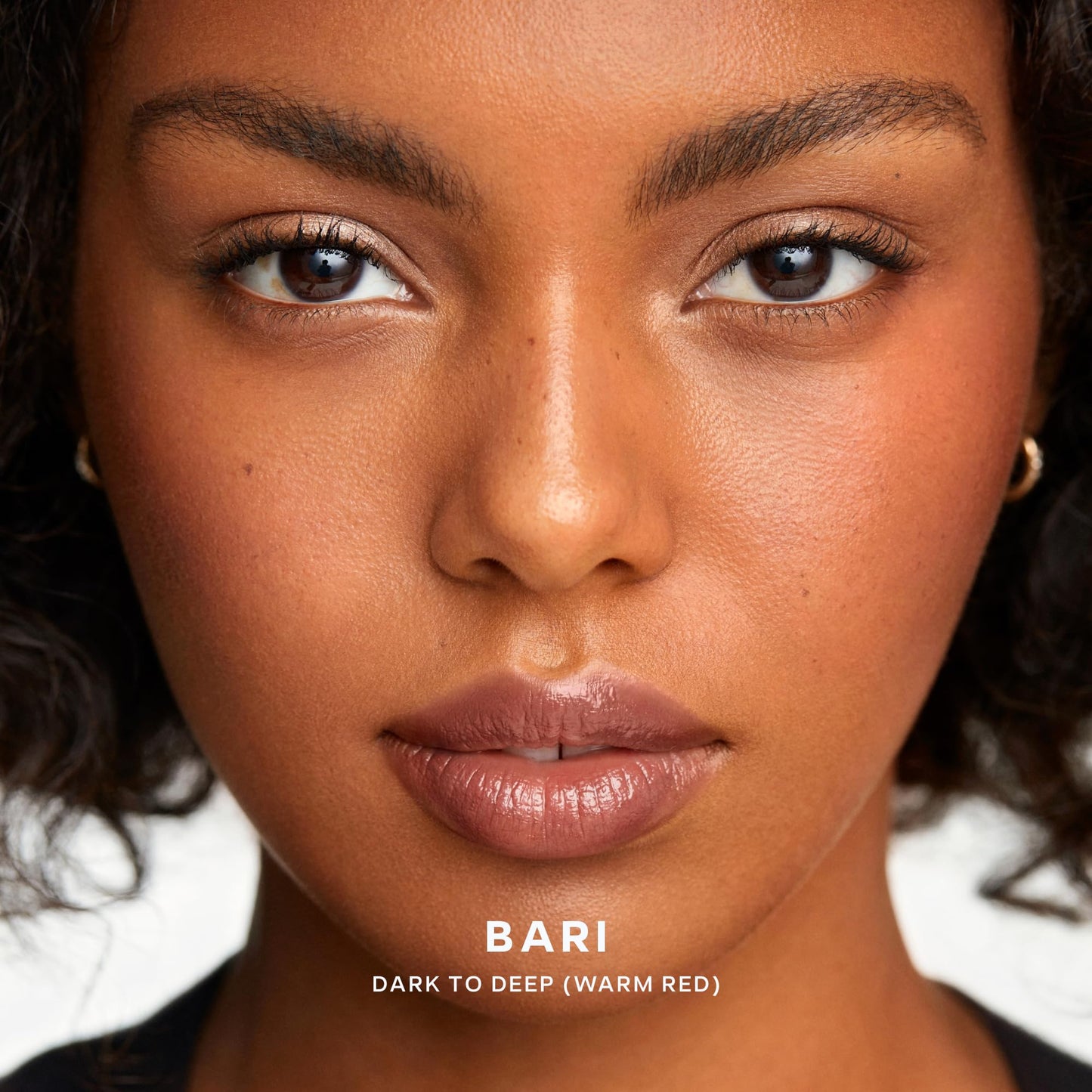 Saie SuperSuede Radiant Baked Bronzer Powder - Hydrating, Long-Lasting + Blurring Powder Bronzer for a Warm, Natural Glow - With Squalane + Jojoba