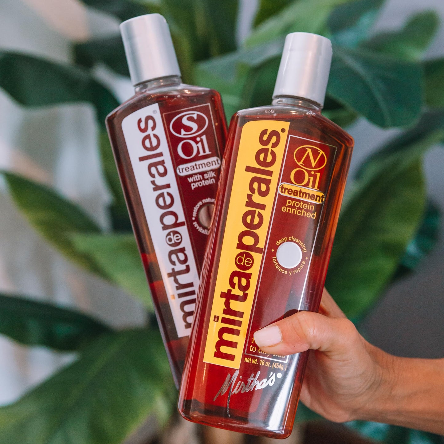 Mirta de Perales Oil “S” Hair Treatment for Dry Hair & Flaky Scalp | Deep-Cleansing Scalp Detox with Castor Oil & Silk Protein | Restores Moisture