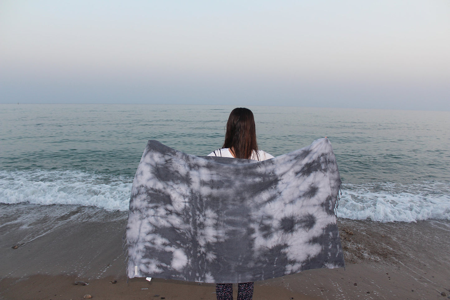 Bersuse 100% Cotton Trinidad Tie Dye Turkish Towel - 37x70 Inches, Black Grey