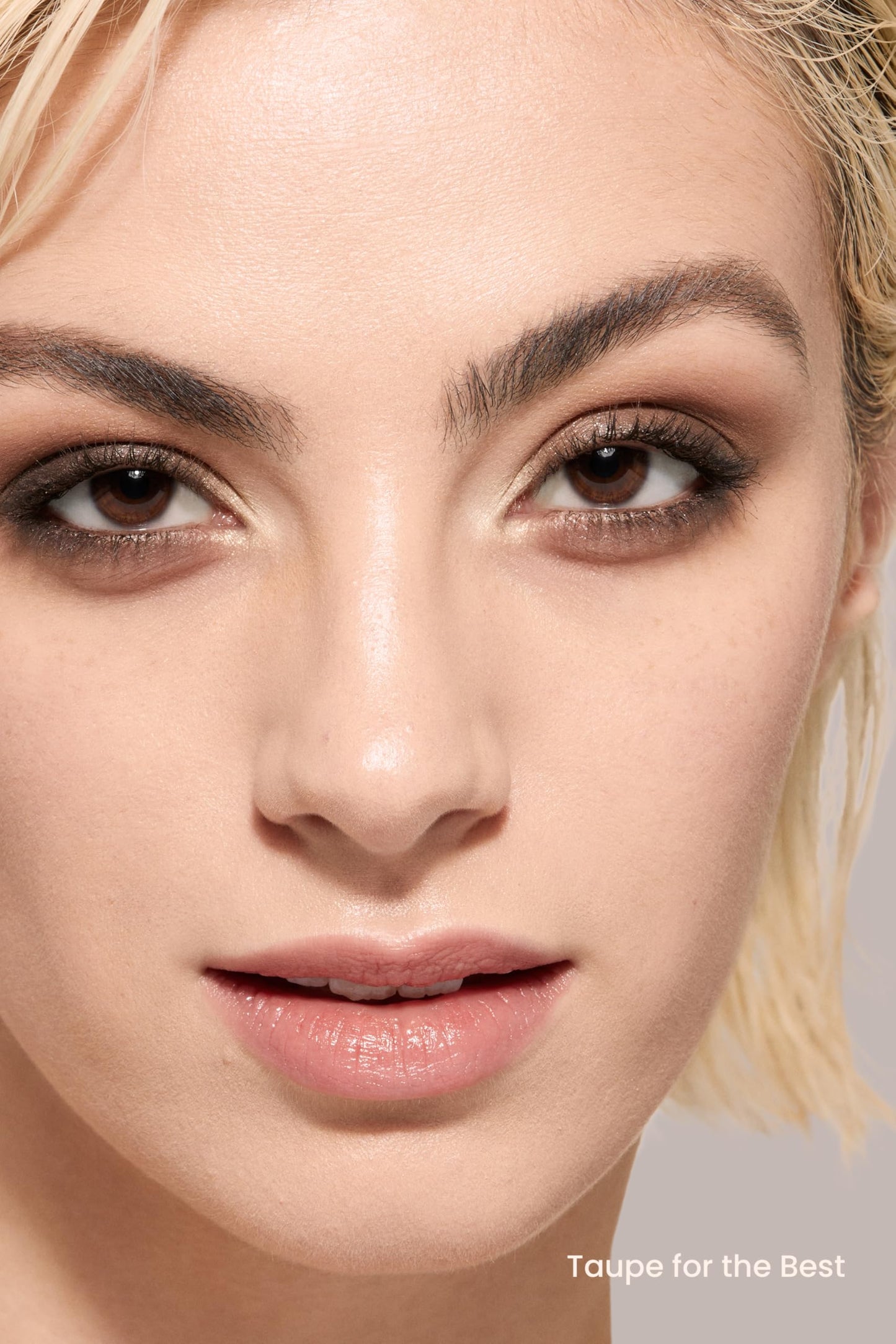 JOAH Simplifeyed Quad Eyeshadow Palette - 4 Highly Pigmented Shades in Matte & Shimmer Finishes - Long-Lasting, Blendable, Vegan Eye Shadow Compact…